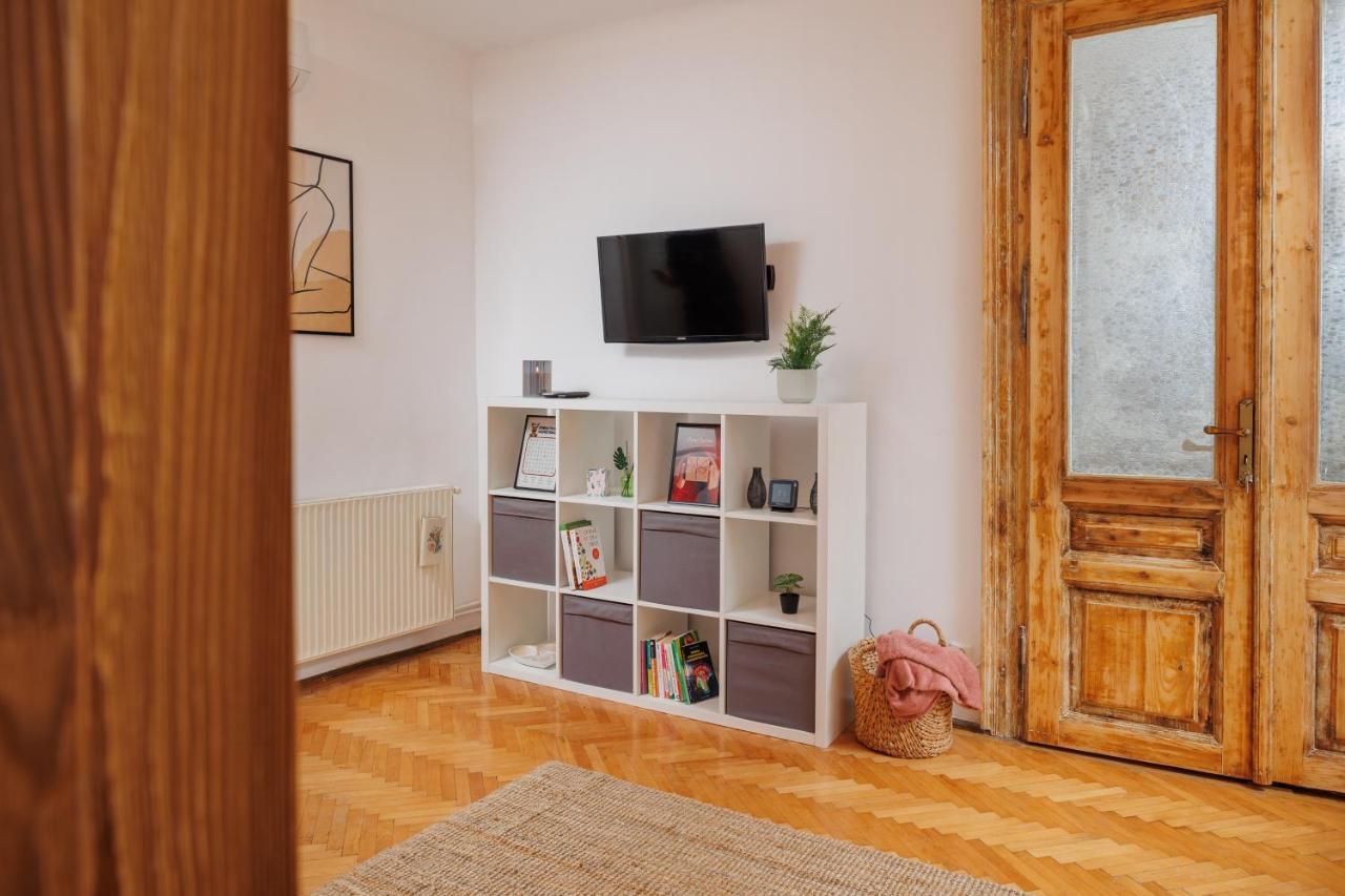 Lunga 16 Guesthouse Braşov Buitenkant foto